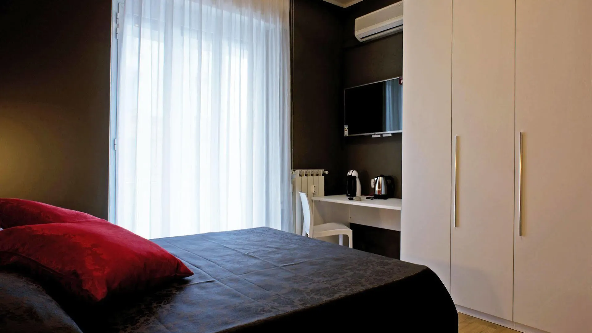 Affittacamere Myhome La Spezia Hotel