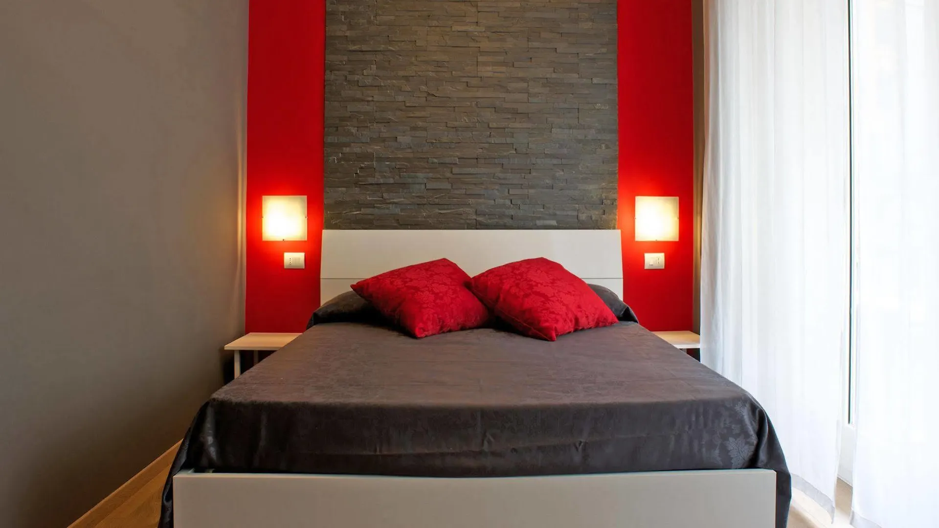 Affittacamere Myhome La Spezia Hotel